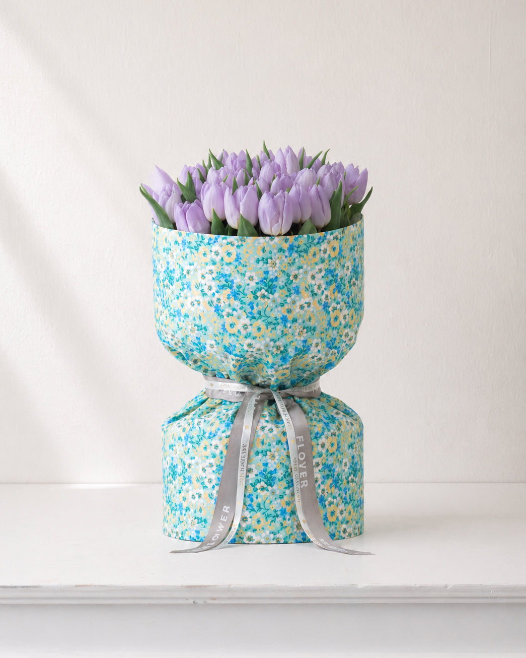 Image of Wardrobe of Memories Collection: Tulipani Glicine