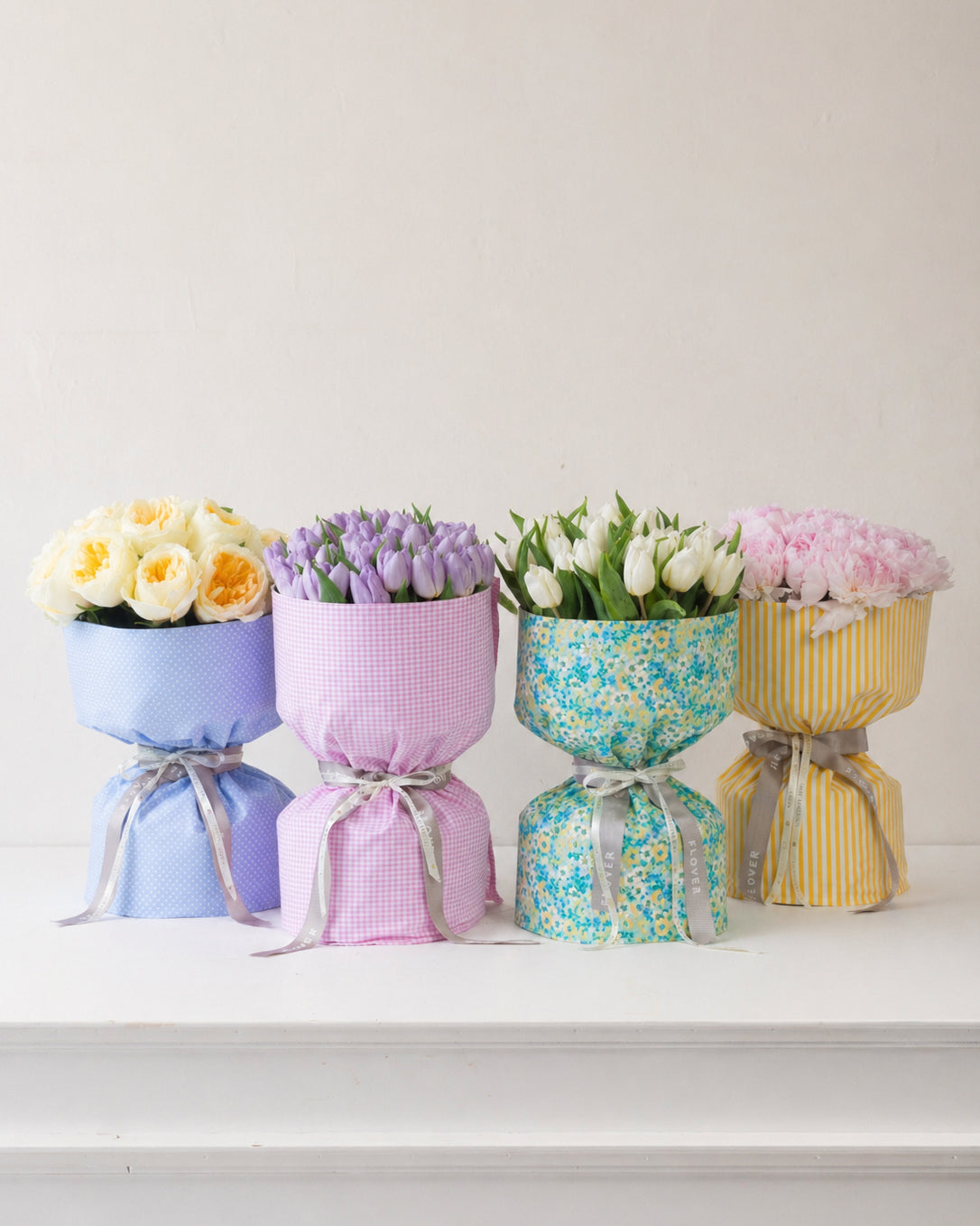Image of Wardrobe of Memories Collection: Tulipani Bianchi